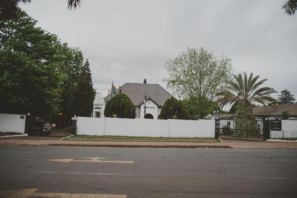 Lydenburg Manor Guest House Экстерьер фото