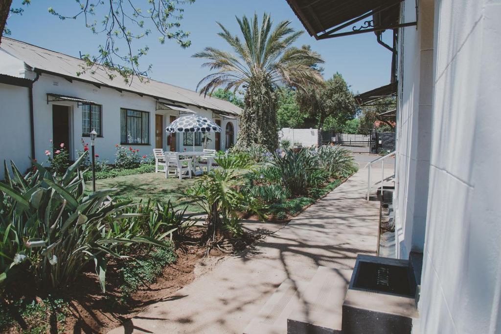 Lydenburg Manor Guest House Экстерьер фото